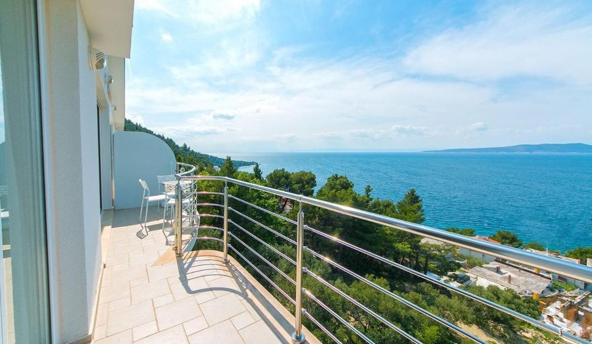 Villa Issea Brela Buitenkant foto